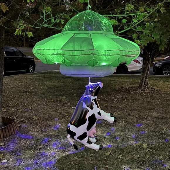 4.2FT Hanging UFO Cow Abduction Halloween Blow Up Inflatable with LED Light - Picture 1 of 8